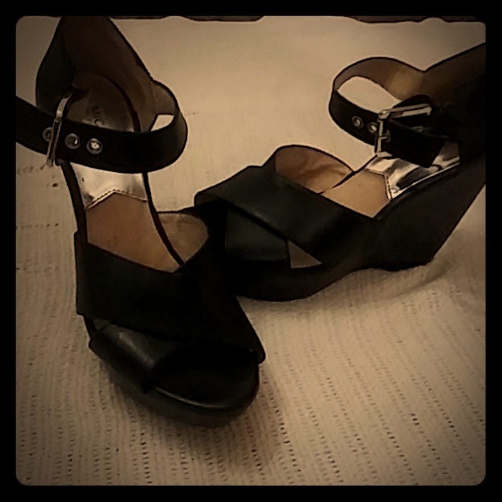 Michael kors wedges
